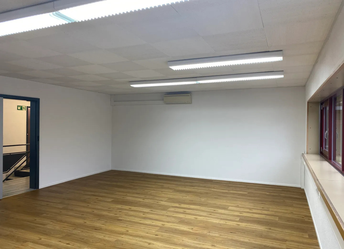 Helle Bürofläche in Embrach - Foto 3 von 7