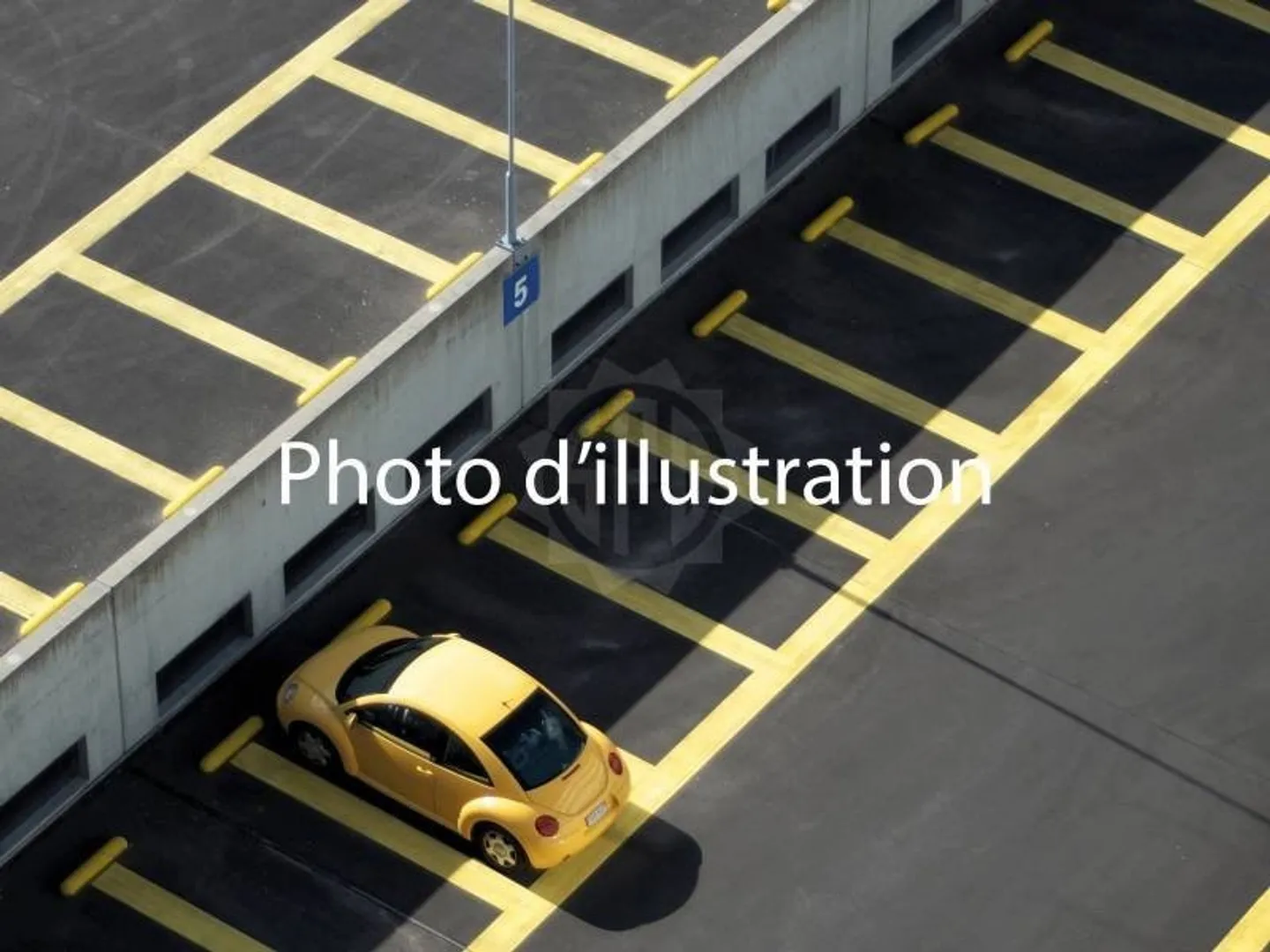 Parkplatz - Bursins - Foto 1 von 1