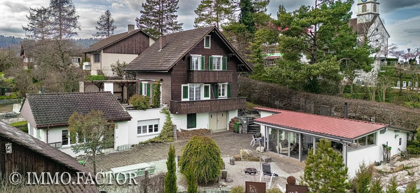 Charmantes Chalet und Bungalow - Foto 1 von 22