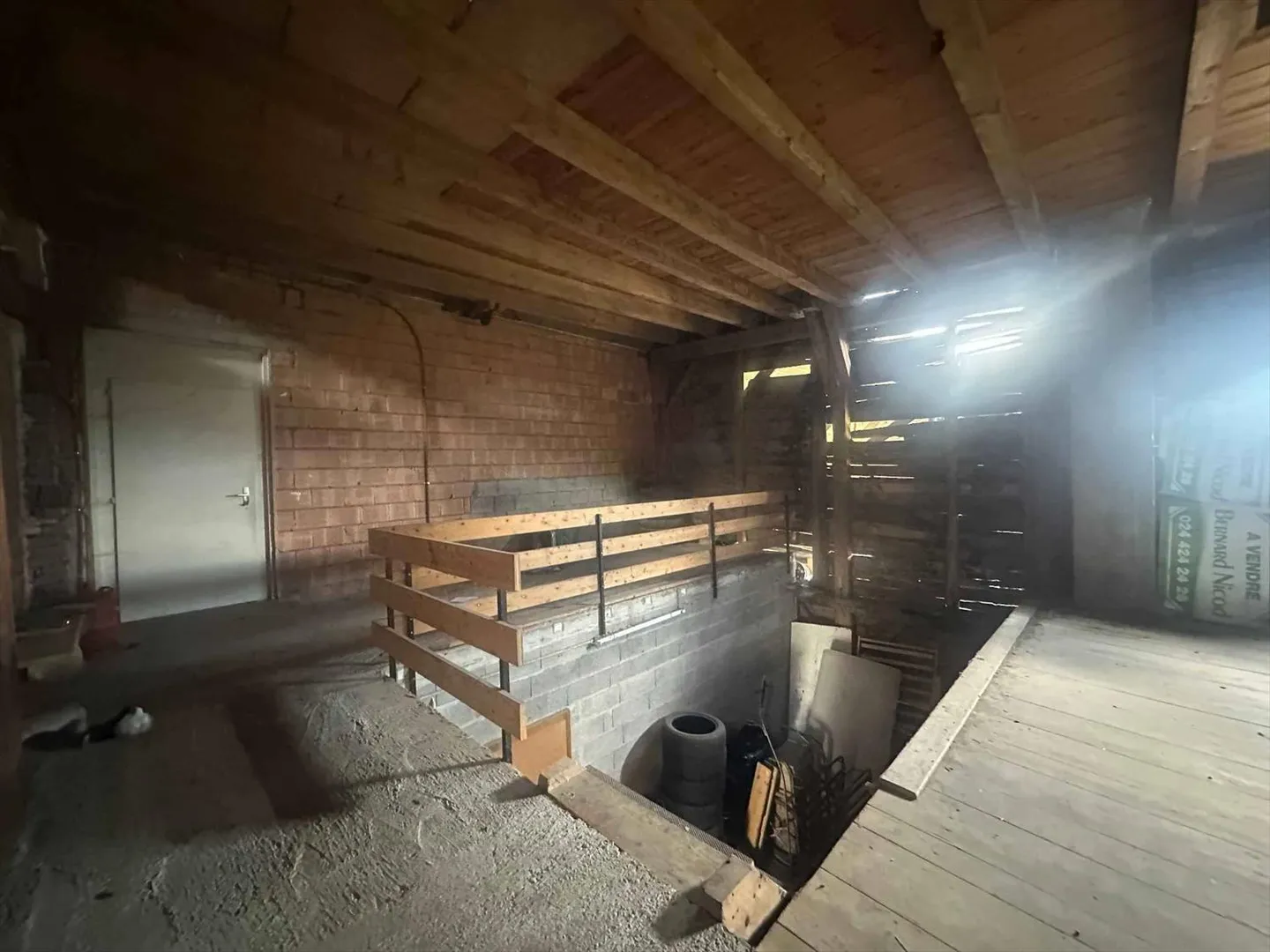 Bâtiment de revenus - Photo 12 sur 13