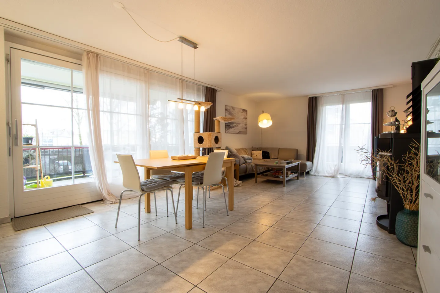 Apartment Start to Measure - Photo 4 of 11