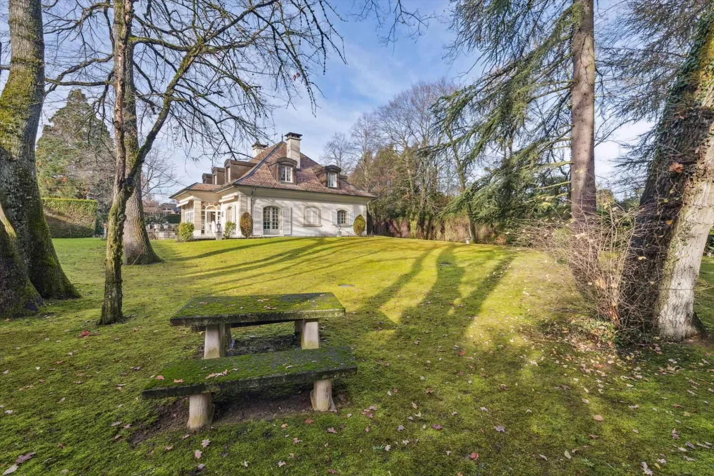 Proprietà prestigiosa in una posizione tranquilla, a due passi dal centro città - Foto 8 di 10