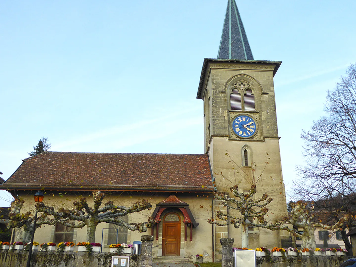 Doppelhaushälfte 4,5 Zimmer - Foto 1 von 4