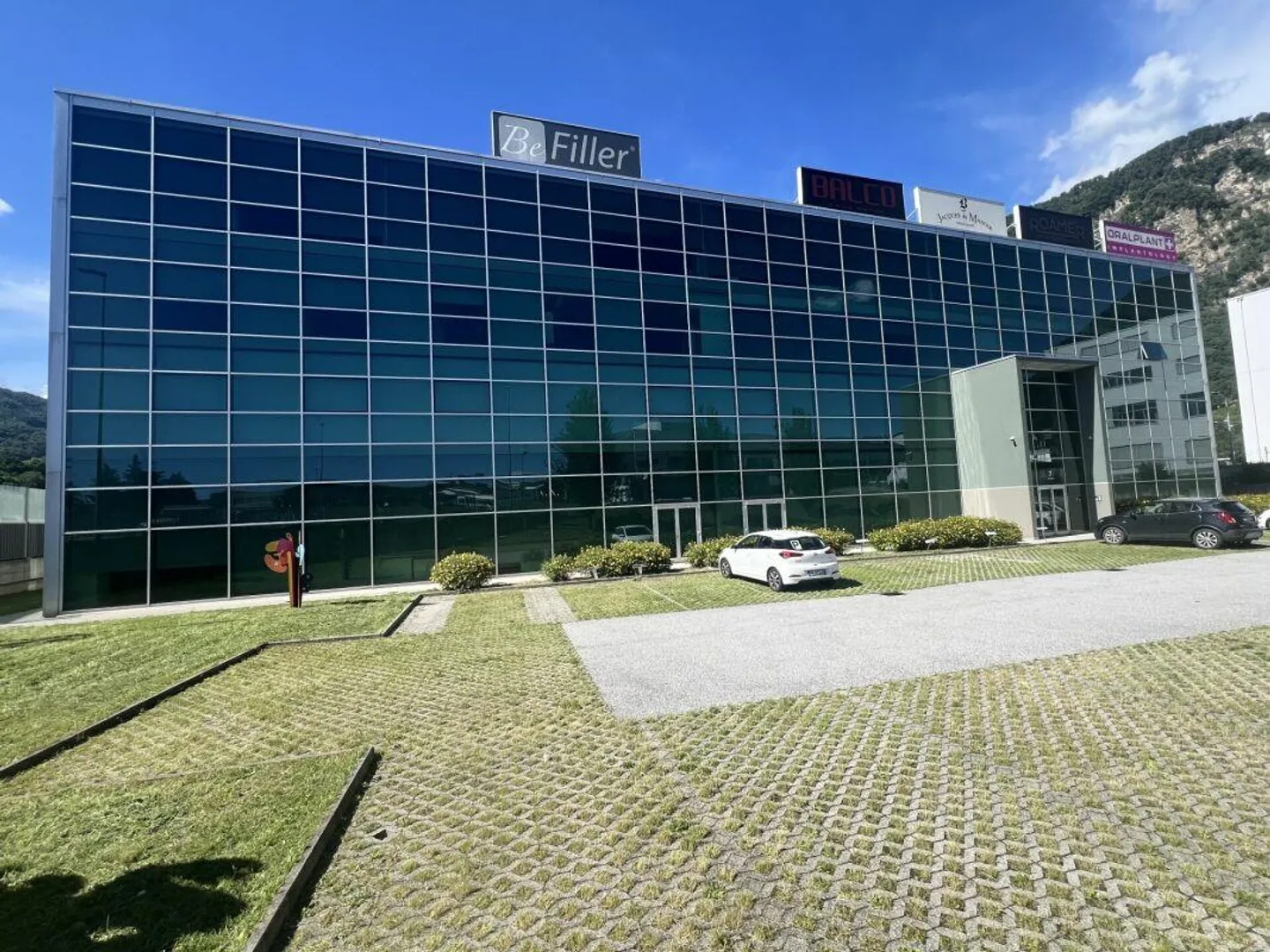 Spazi amministrativi-commerciali di reddito Mendrisio - Foto 2 di 6
