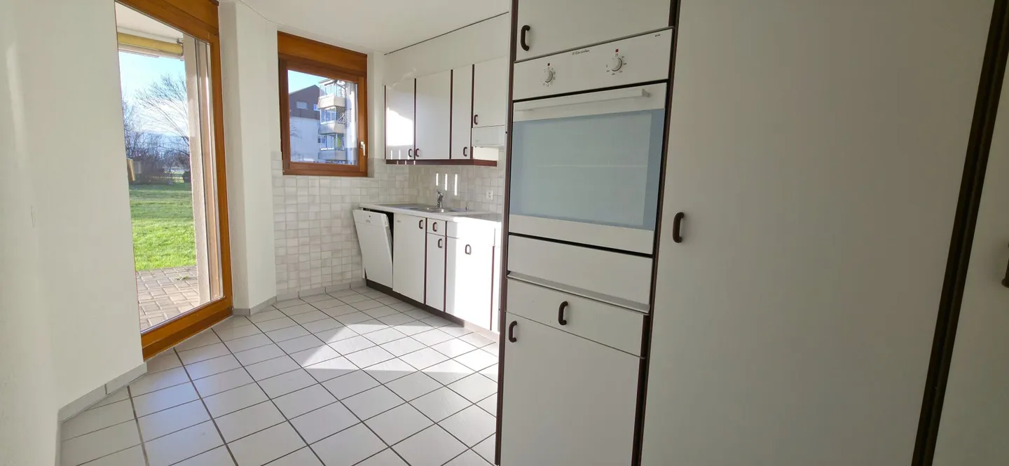 Beautiful 3.5 Garden Apartment with Terrace in a Quiet Location Solothurn - Photo 5 of 14
