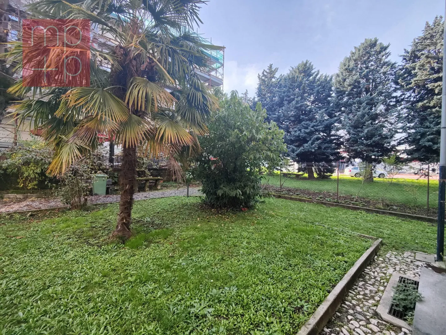 Mehrfamilienhaus - Chiasso - Foto 1 di 7