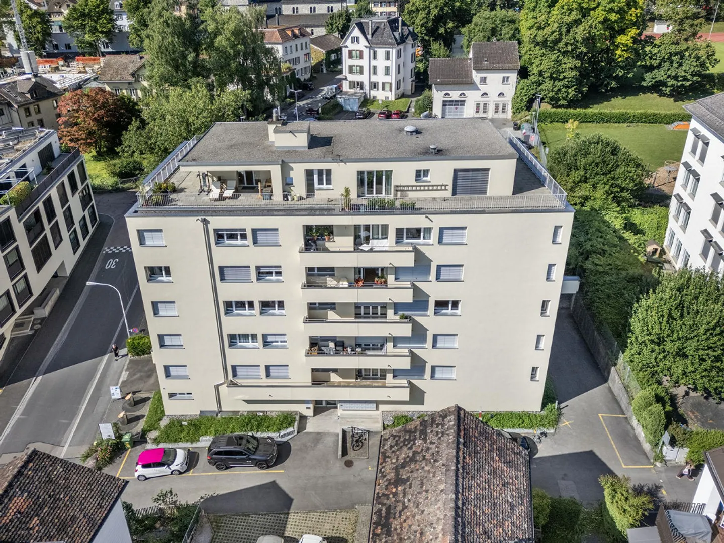 Emplacement calme au centre de Wädenswil - Photo 2 sur 12