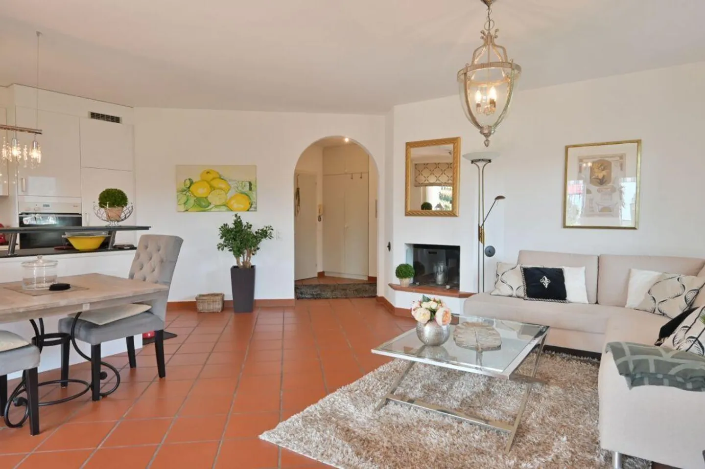 Appartement au charme méditerranéen dans un emplacement privilégié - Photo 5 sur 12