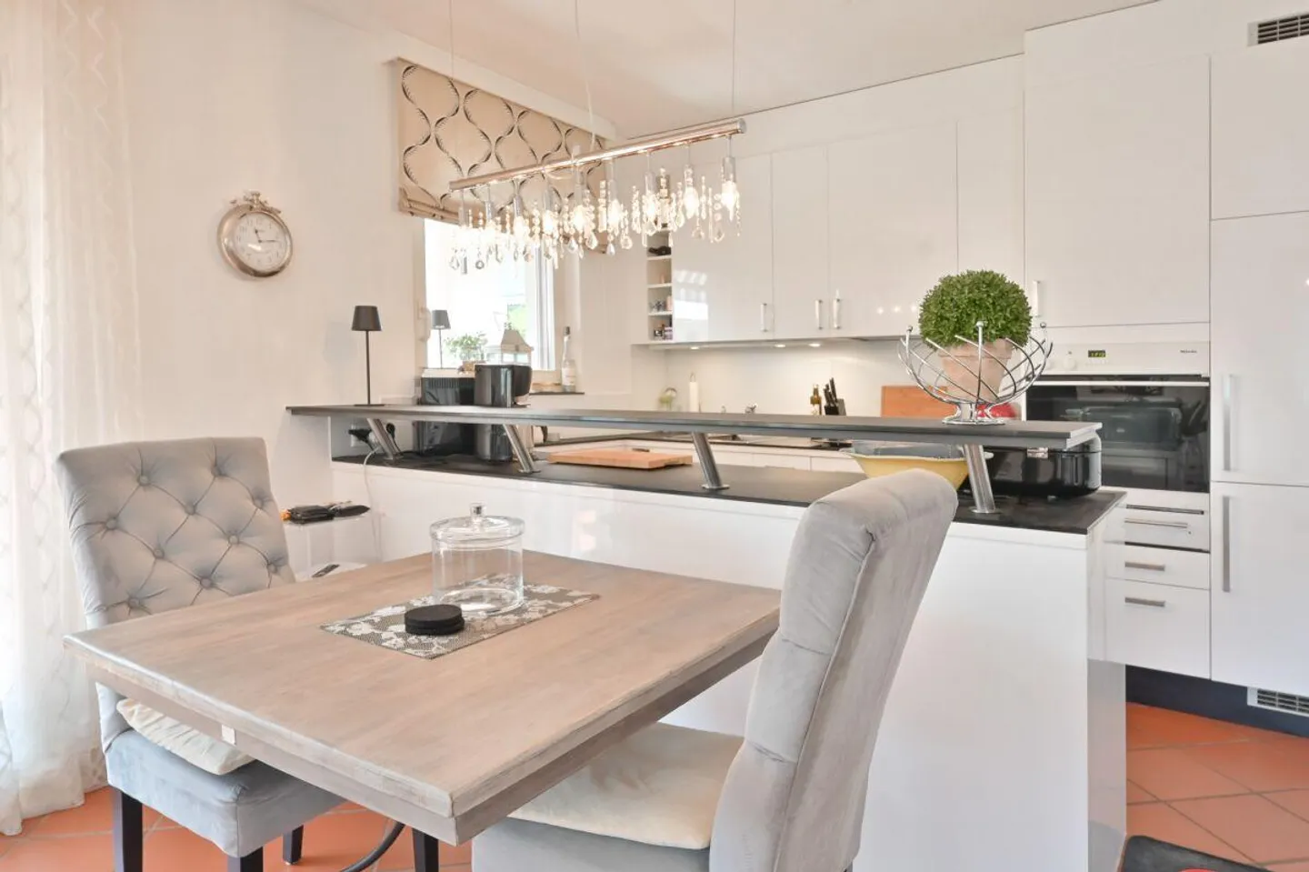 Appartement au charme méditerranéen dans un emplacement privilégié - Photo 6 sur 12