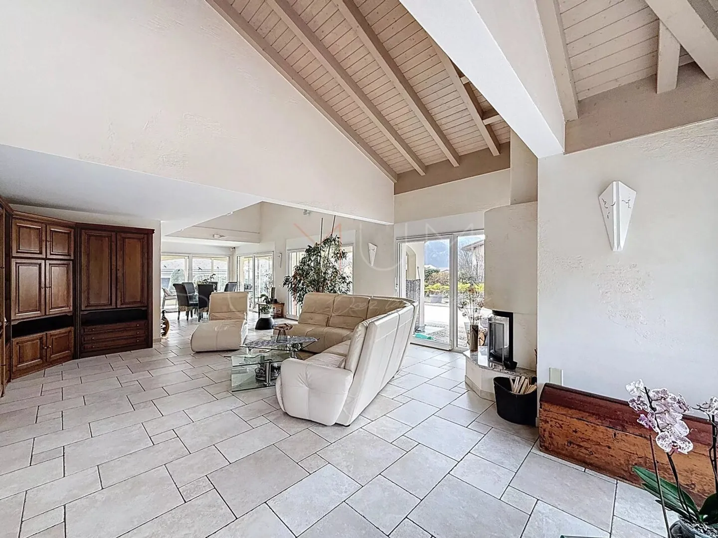 Elegante Villa mit Pool in Ardon - Foto 8 von 13