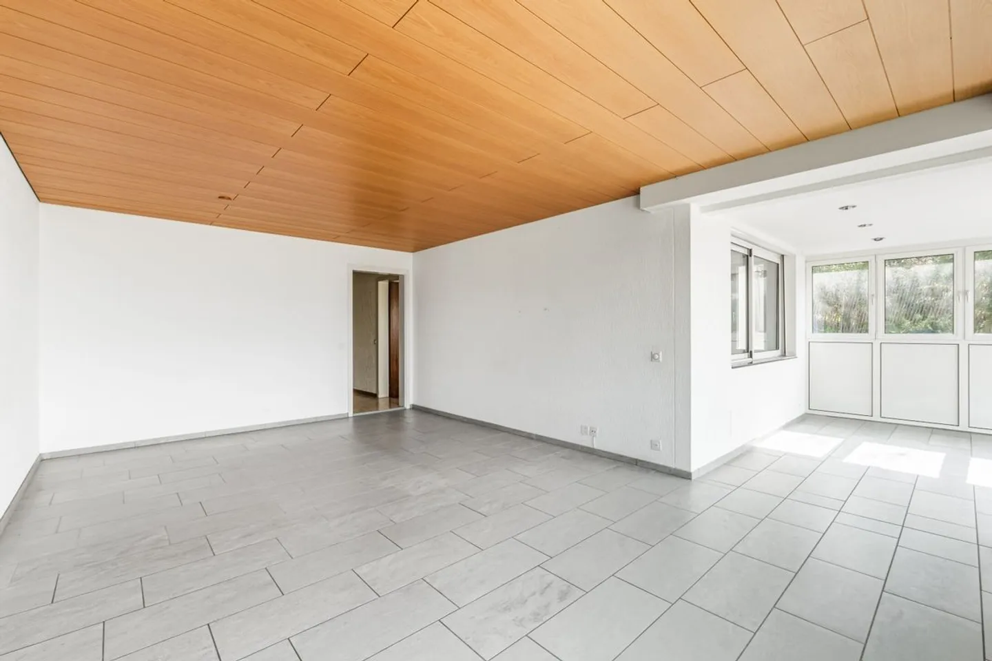 Charming House with Potential - Photo 4 of 13
