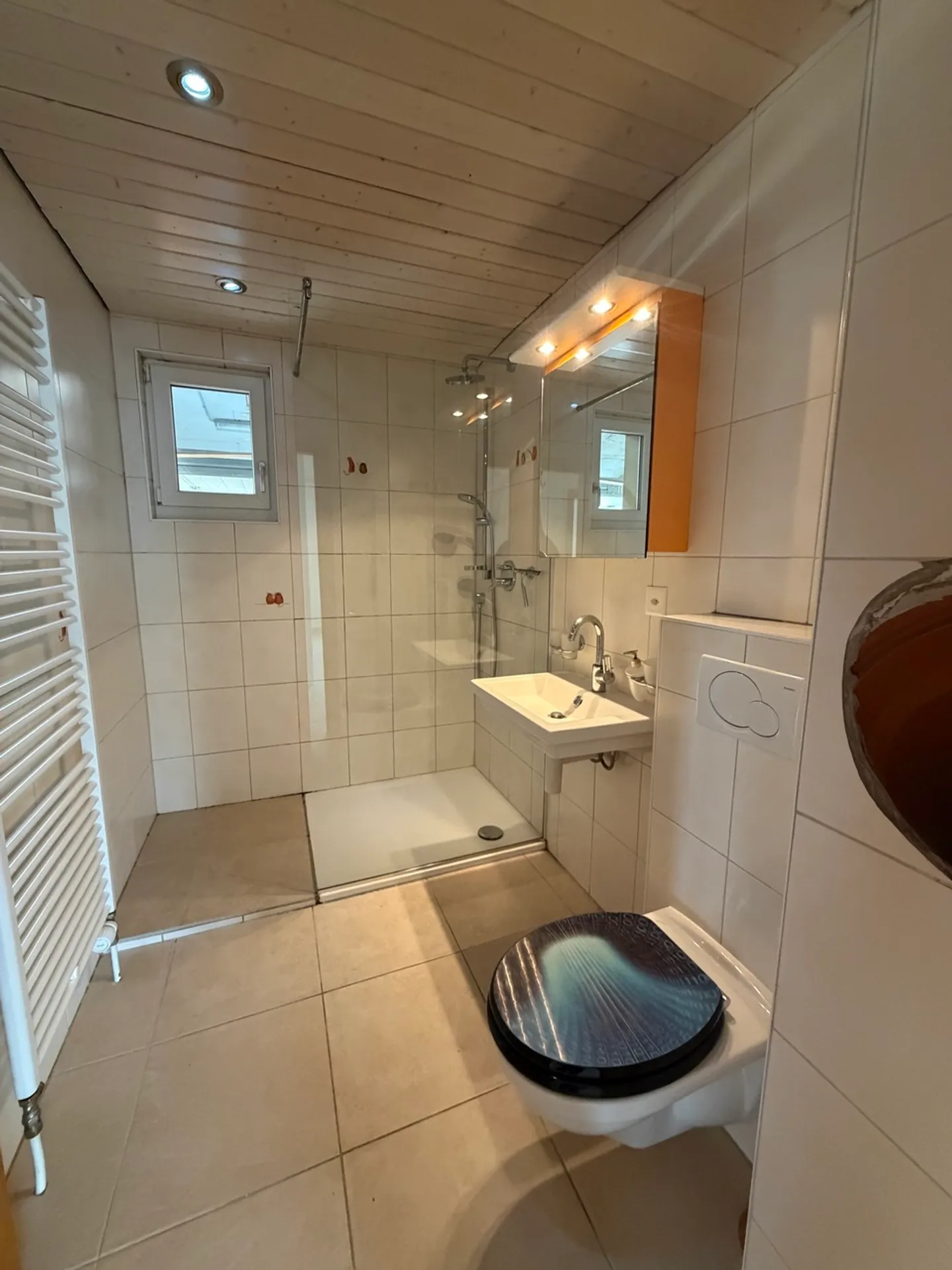 Spacious Family Villa in Boudry - Photo 9 of 24