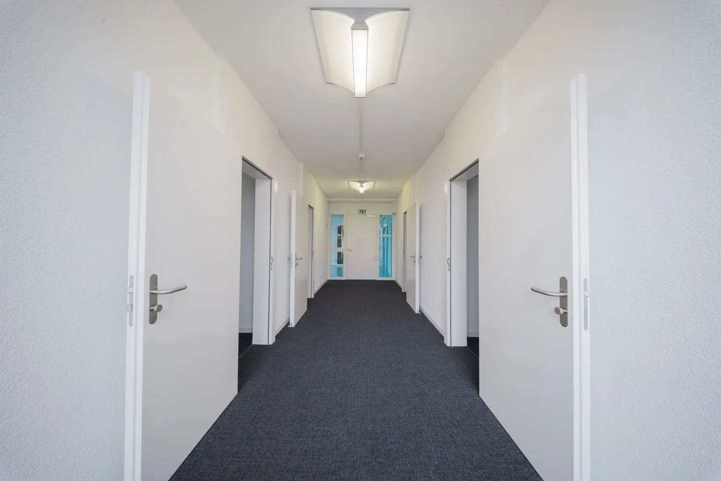 Horgen - Expanded Office Plug and Play - Photo 5 of 11