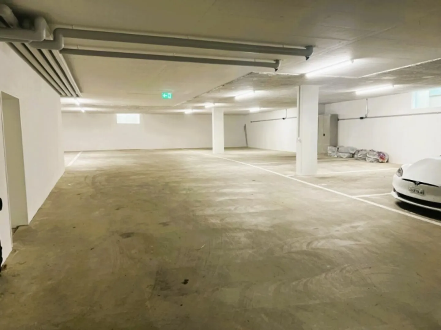 «Einstellhallenplatz in Tägerwilen zu vermieten/verkaufen» - Foto 2 von 5