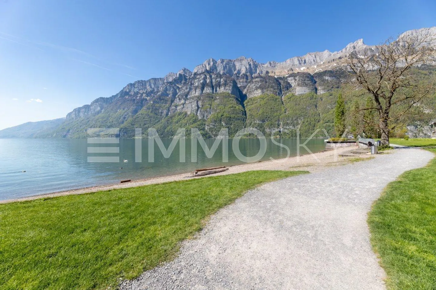 Moderne Maisonette am Walensee - Foto 1 von 5