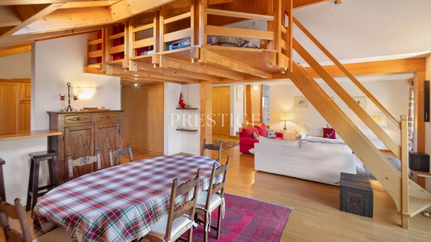 Geräumige 5½-Zimmer-Wohnung in Crans mit Blick auf den Golfplatz - Foto 4 von 16