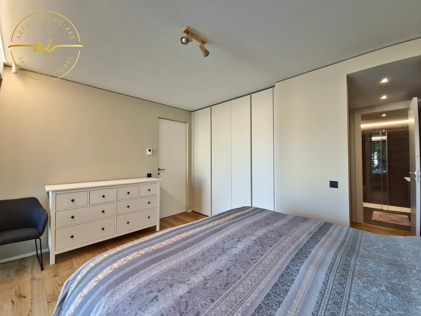 RAFFINATO APPARTAMENTO DI 3.5 LOCALI CON TERRAZZA A PARADISO - Foto 13 di 13