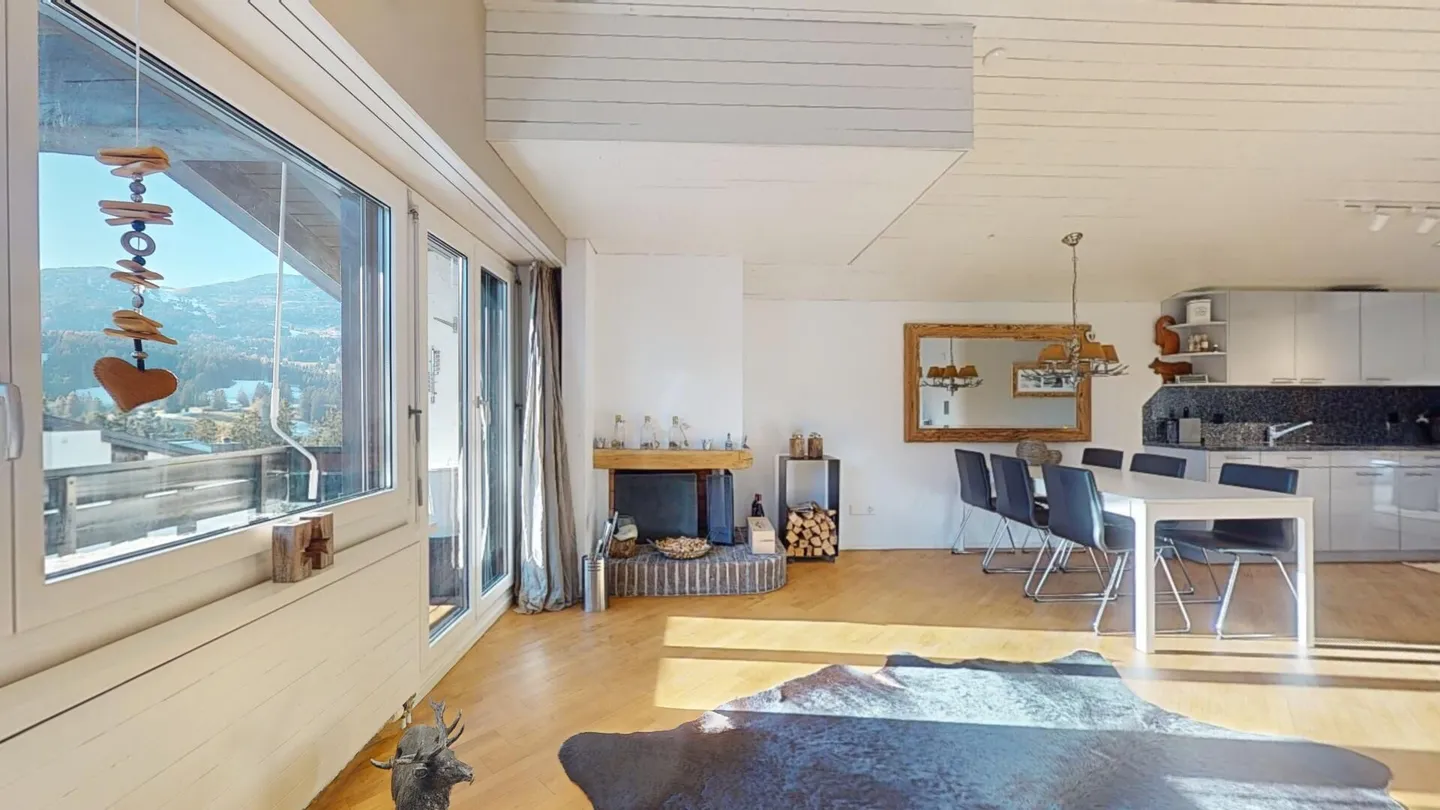 Sonnenexponierte 4.5 Zimmer-Dachwohnung - Foto 4 von 19