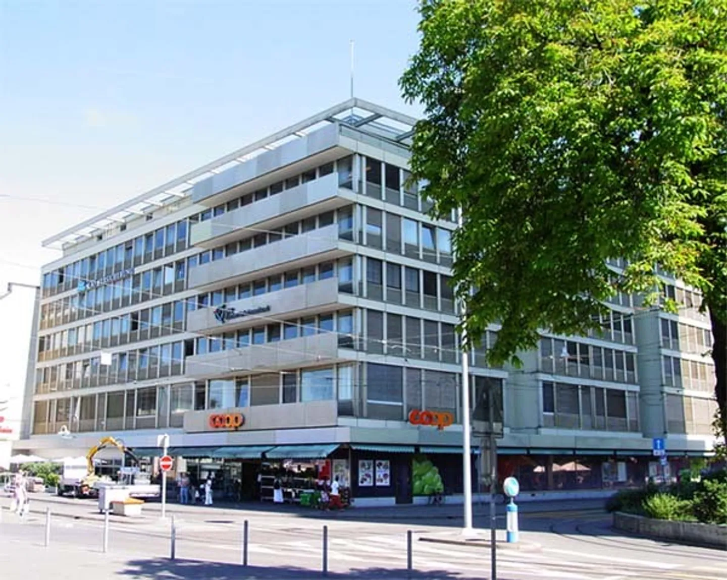 Posto auto direttamente alla stazione di Oerlikon - Foto 2 di 2