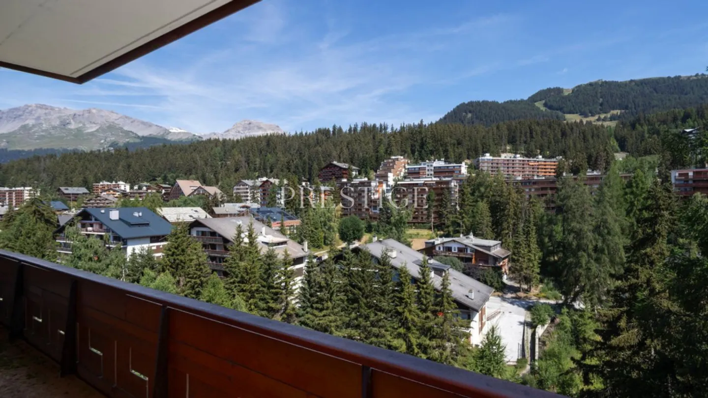 Geräumige 5½-Zimmer-Wohnung in Crans mit Blick auf den Golfplatz - Foto 15 von 16