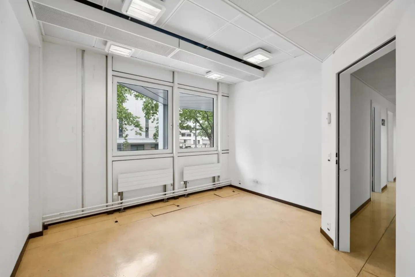 Office Spaces in Charmilles - Photo 6 of 13