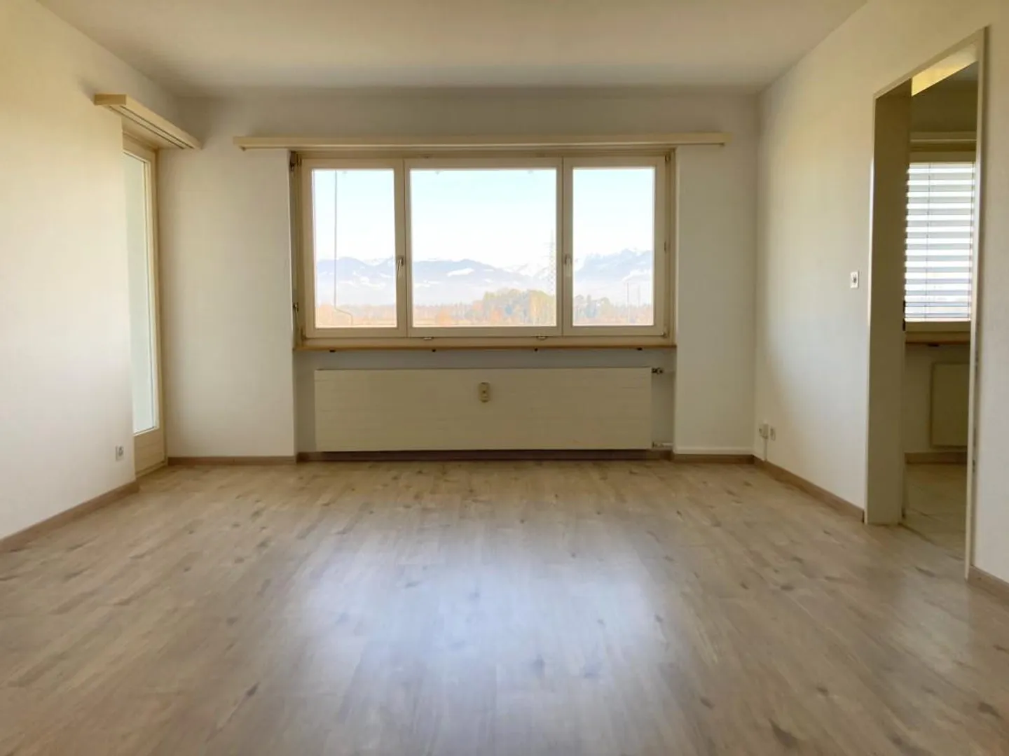 Kompakte Wohnung mit schöner Weitsicht - Foto 1 von 8