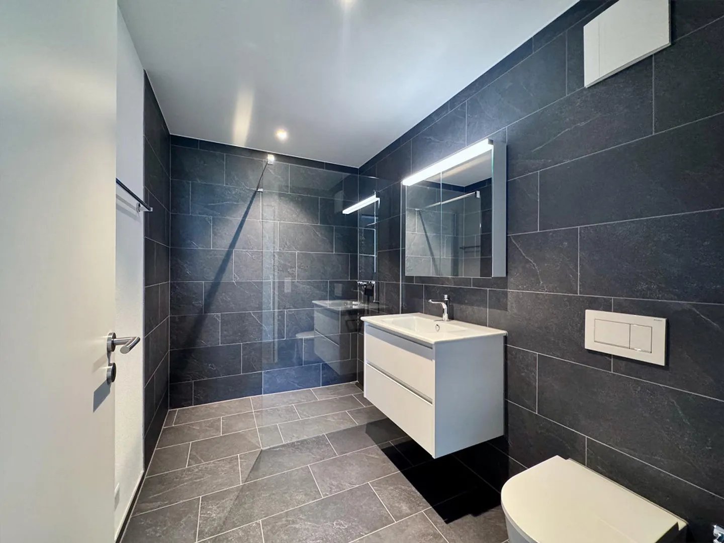 Modernes Apartment in Uster - Foto 4 von 9
