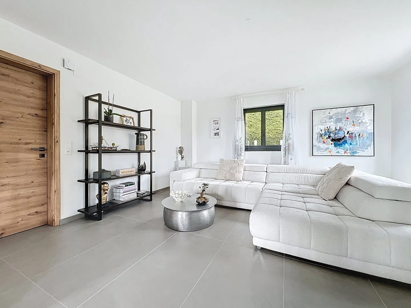 Appartamento di Prestigio a Hauts-Geneveys – Luce, Spazio e Indipendenza - Foto 2 di 16