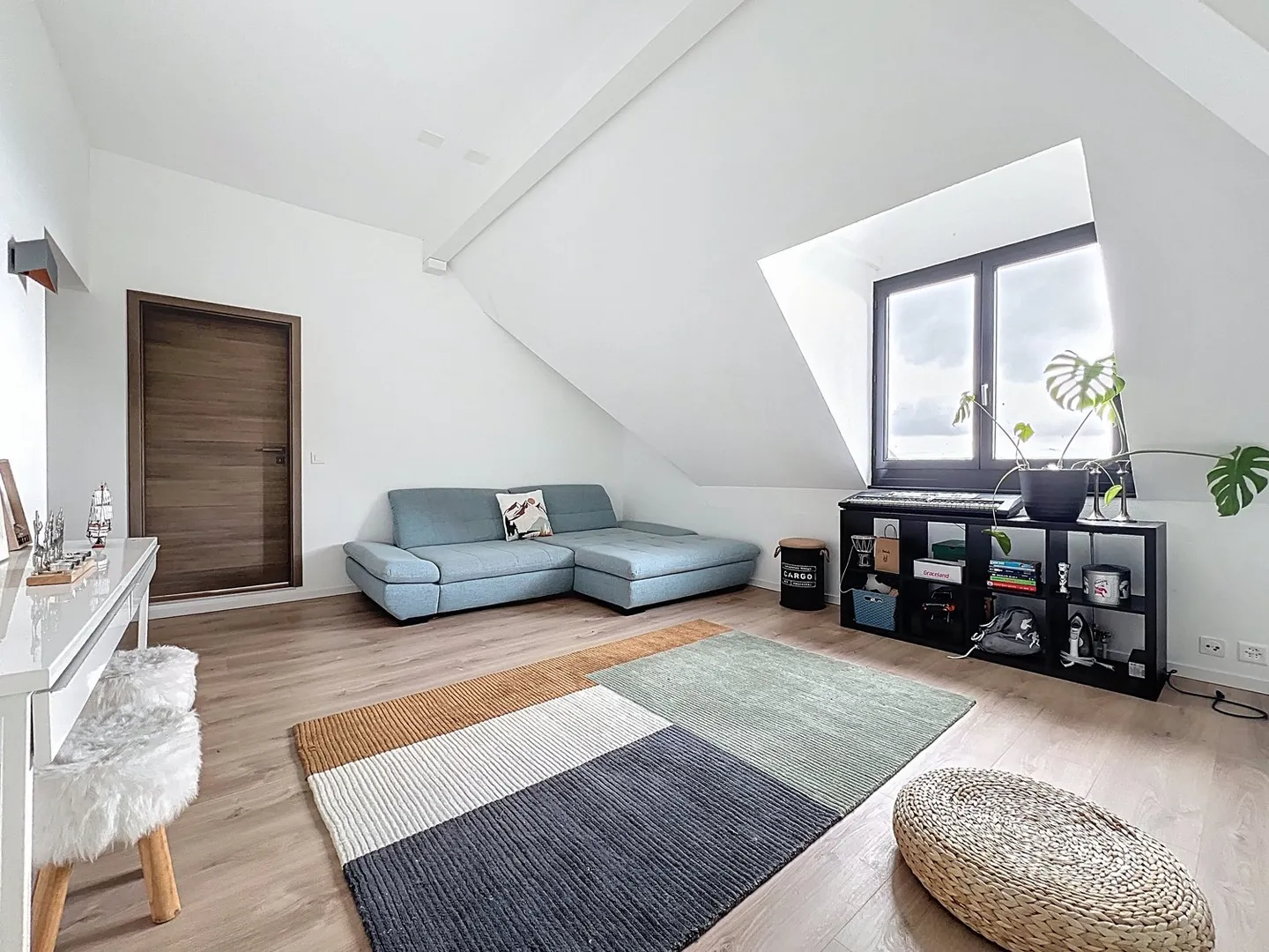 Appartamento di Prestigio a Hauts-Geneveys – Luce, Spazio e Indipendenza - Foto 5 di 16