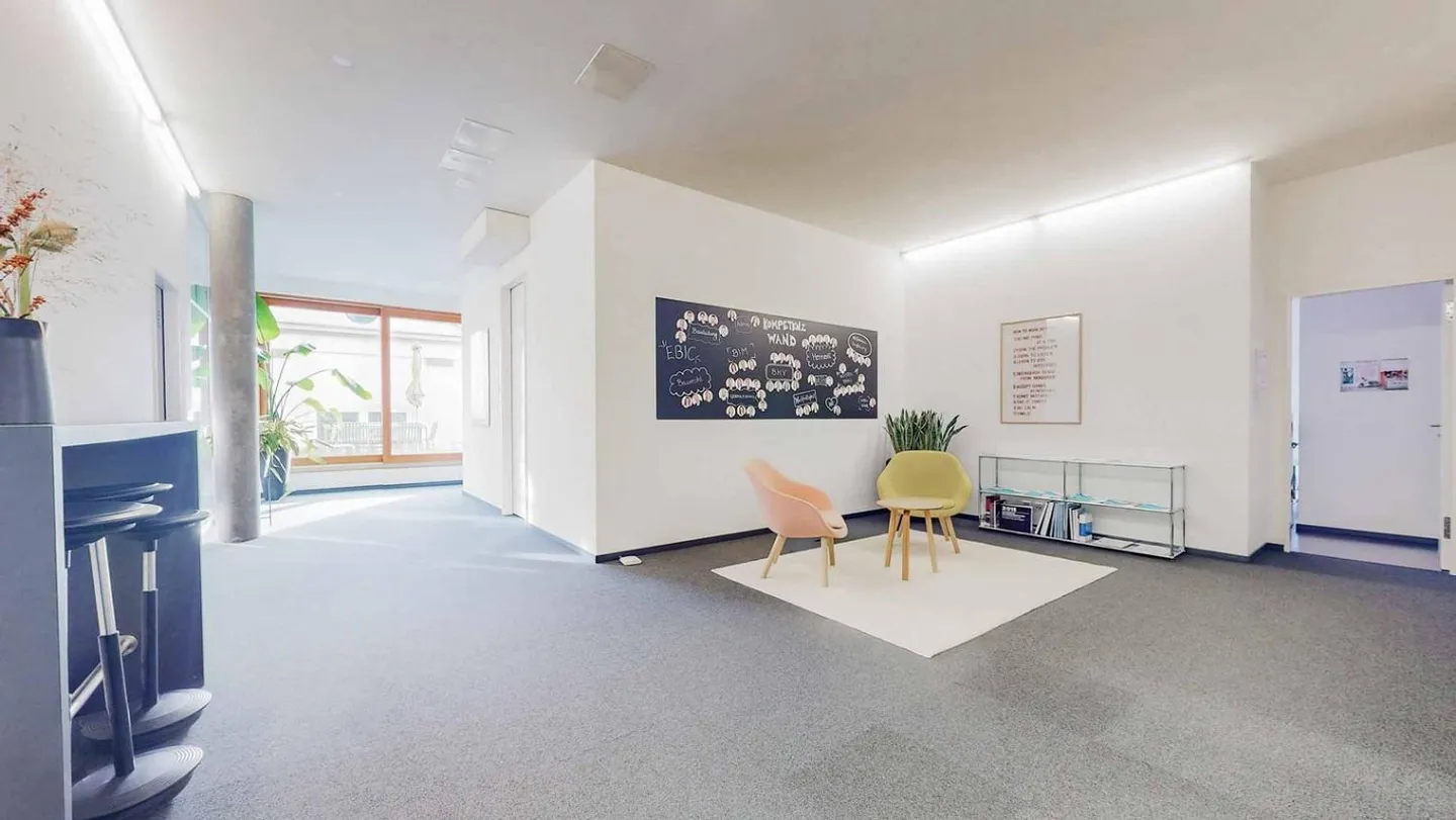 Spazio ufficio moderno cerca nuovo inquilino - Foto 6 di 8