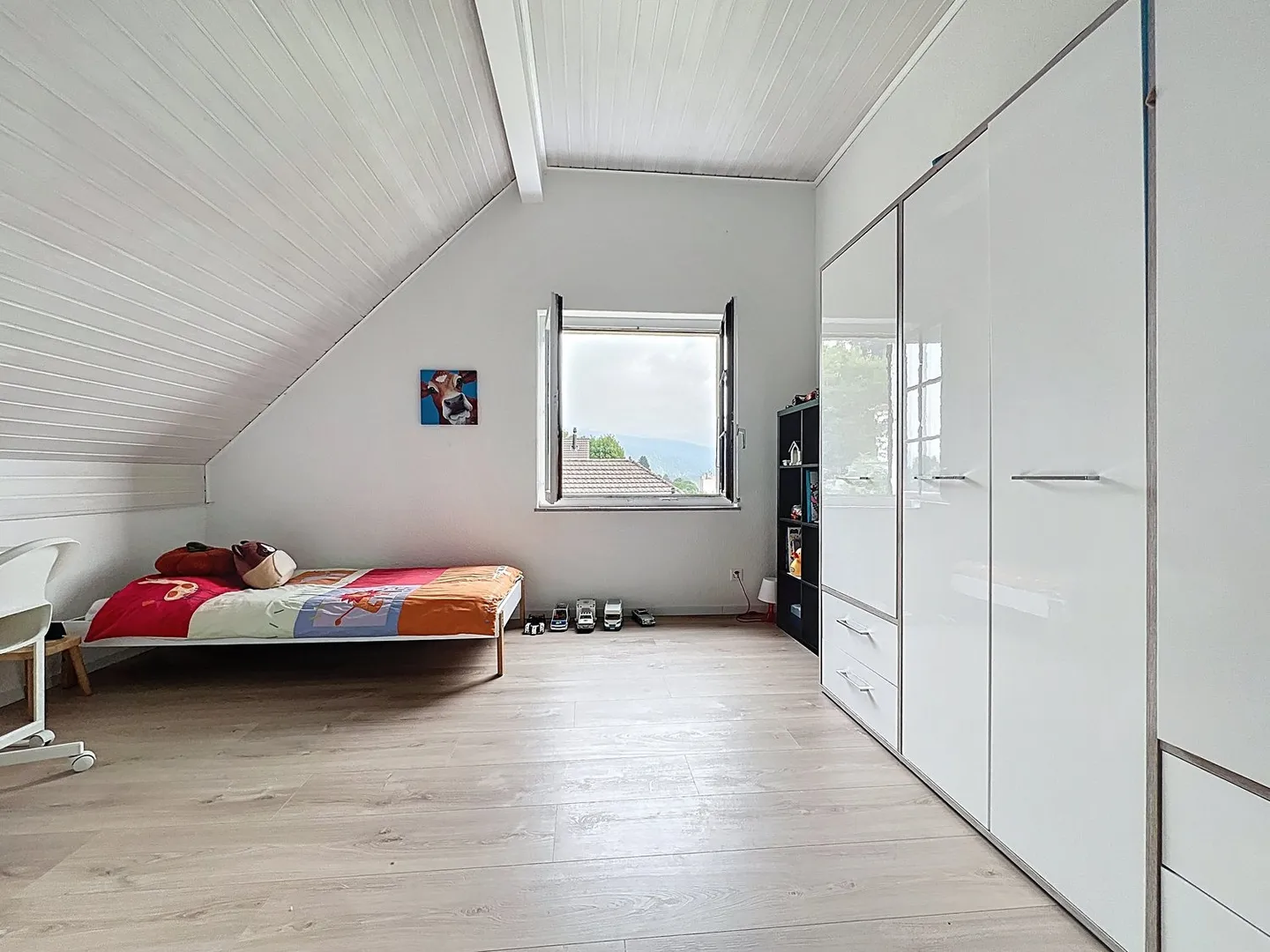 Appartamento di Prestigio a Hauts-Geneveys – Luce, Spazio e Indipendenza - Foto 9 di 16
