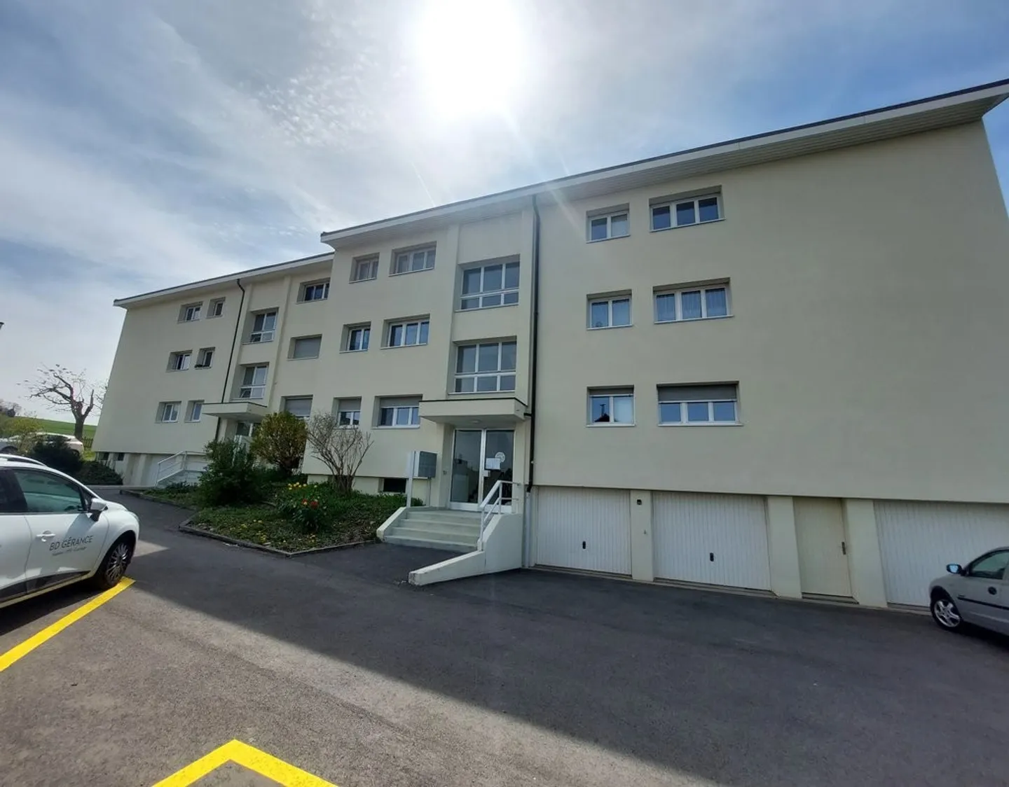 Charmant Appartement 3,5 pièces - Photo 1 sur 9