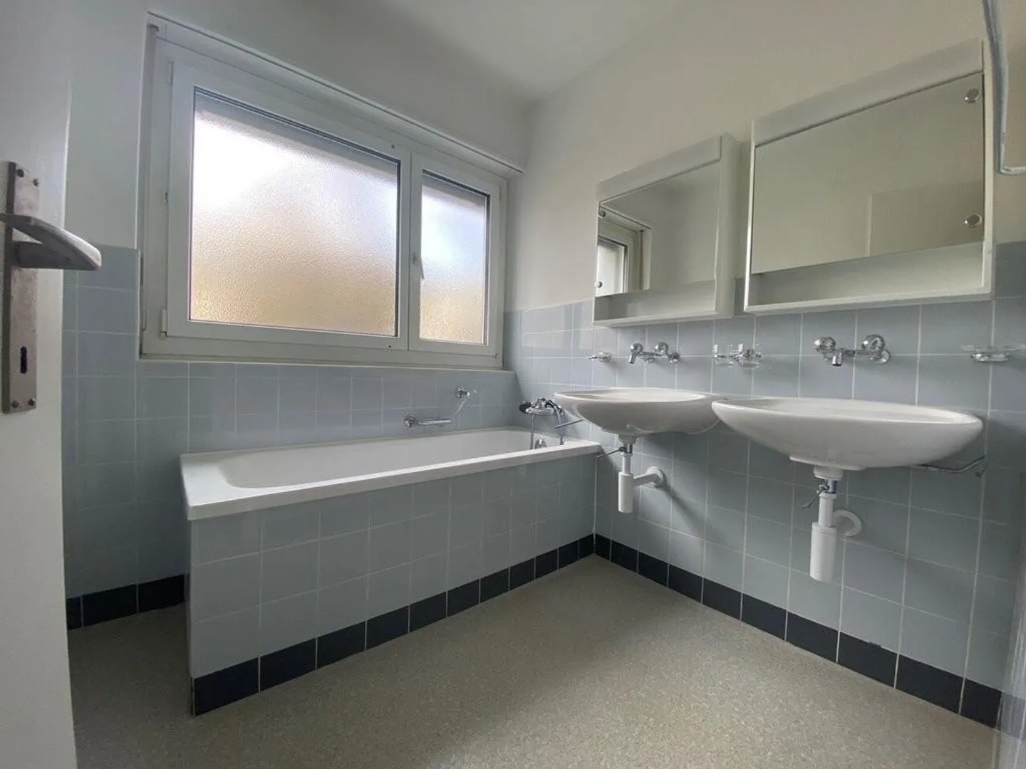 Appartement spacieux près de la ville ! - Photo 7 sur 9