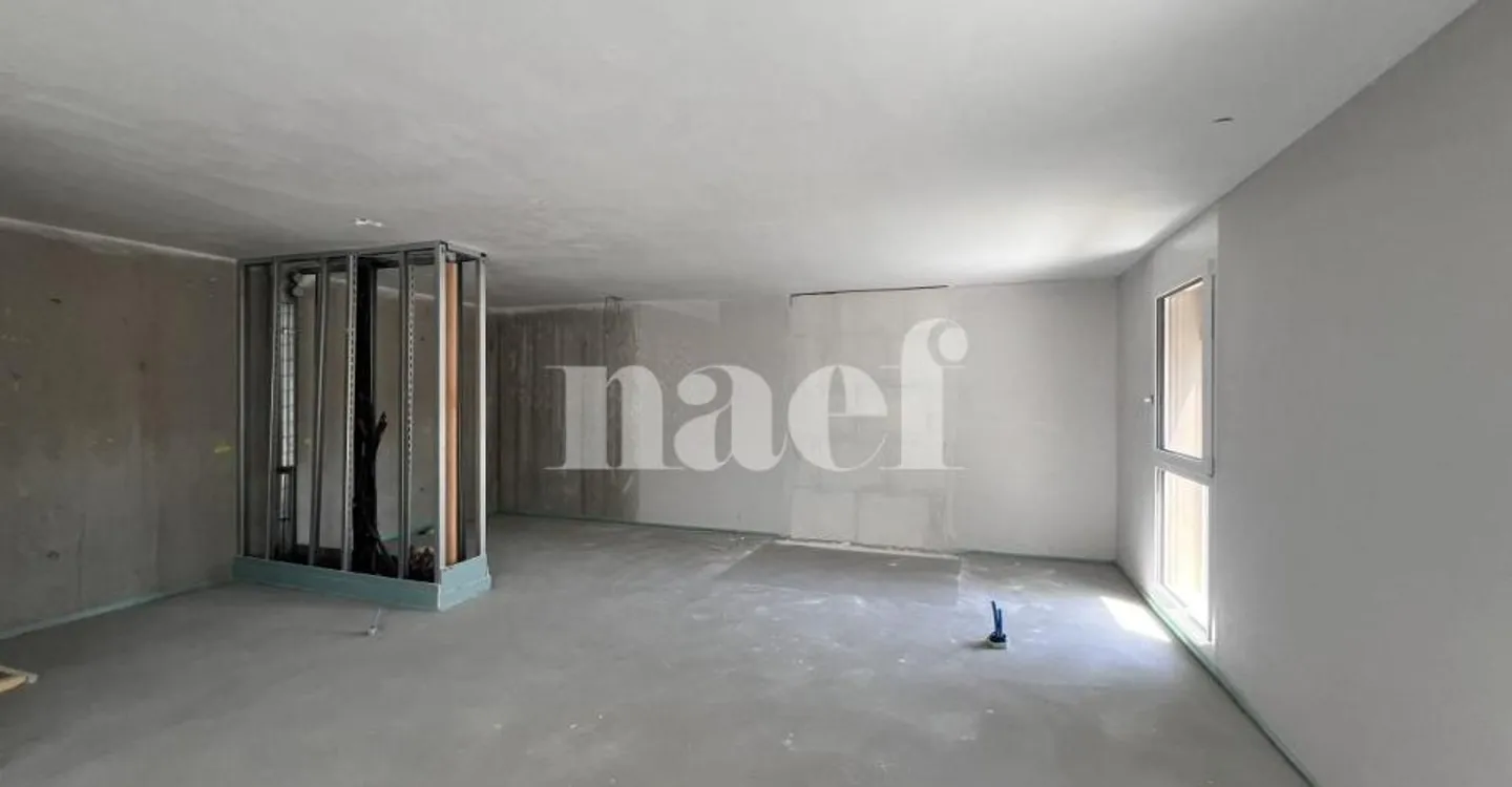 In affitto, spazio commerciale in condizioni grezze al primo piano! - Foto 5 di 9