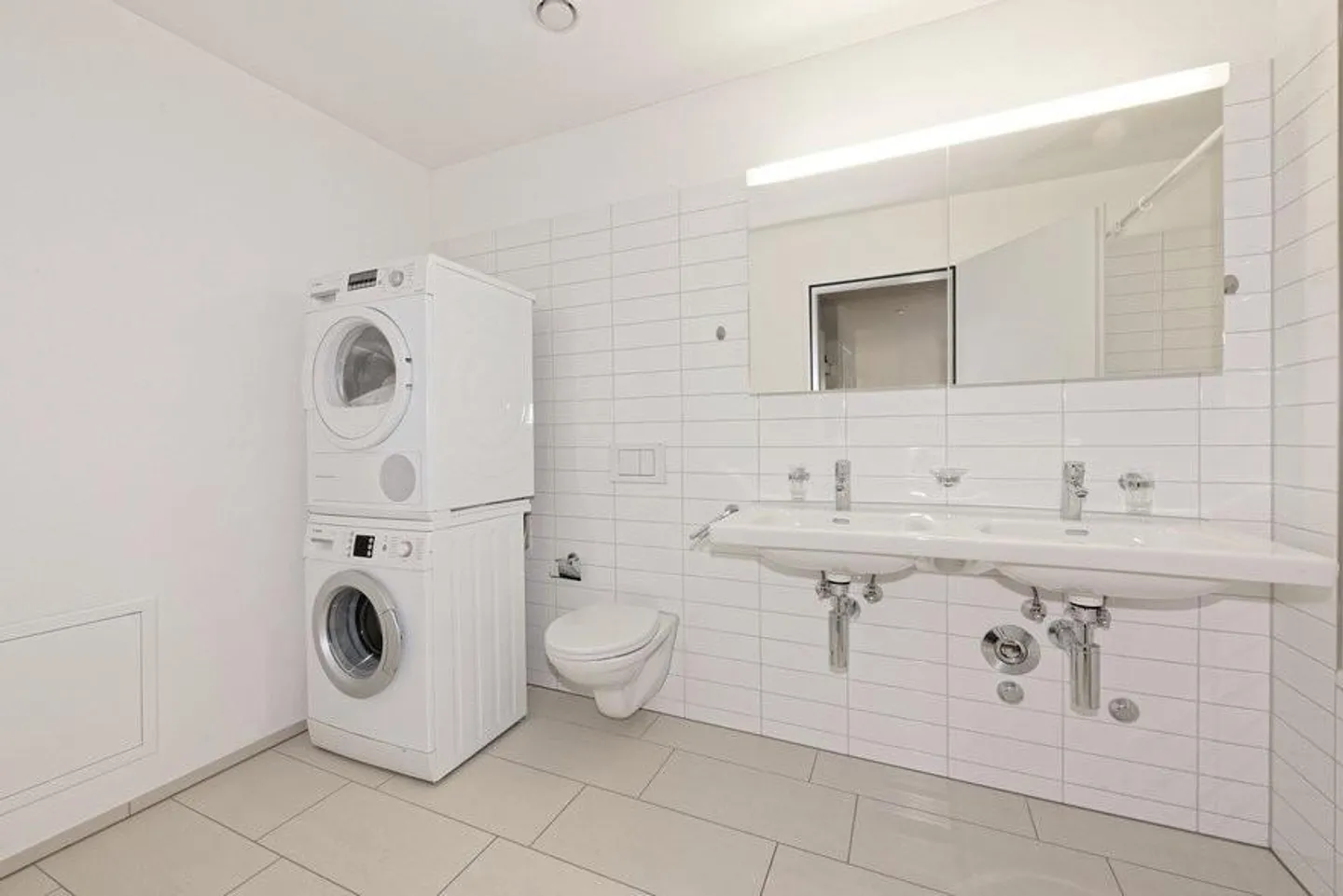 Spacious, Modern, Bright - The Ideal Living Solution! - Photo 7 of 9