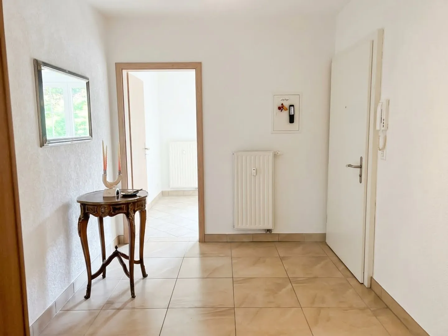 Spacieux appartement de 5.5 pièces à vendre à Soyhières avec grand balcon de 35m2 - Photo 10 sur 26