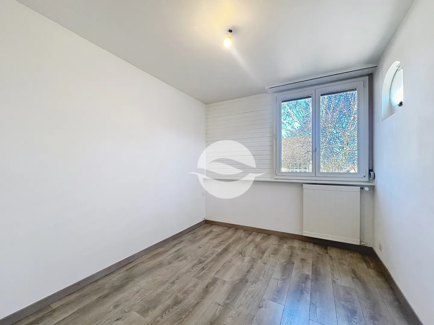 Charmantes Duplex mit 5,5 Zimmern - Foto 6 von 10