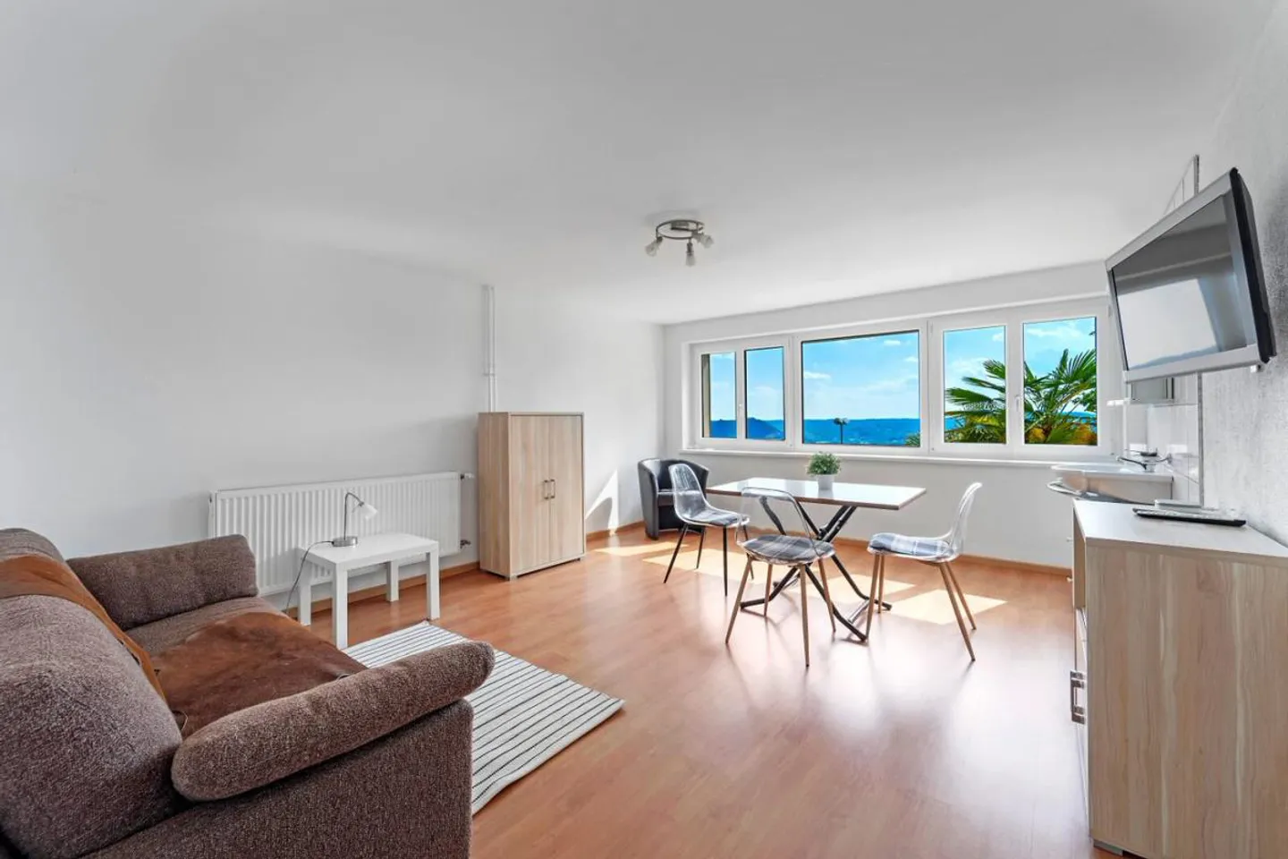 Grande casa con vista aperta a Morbio Superiore - Foto 8 di 9