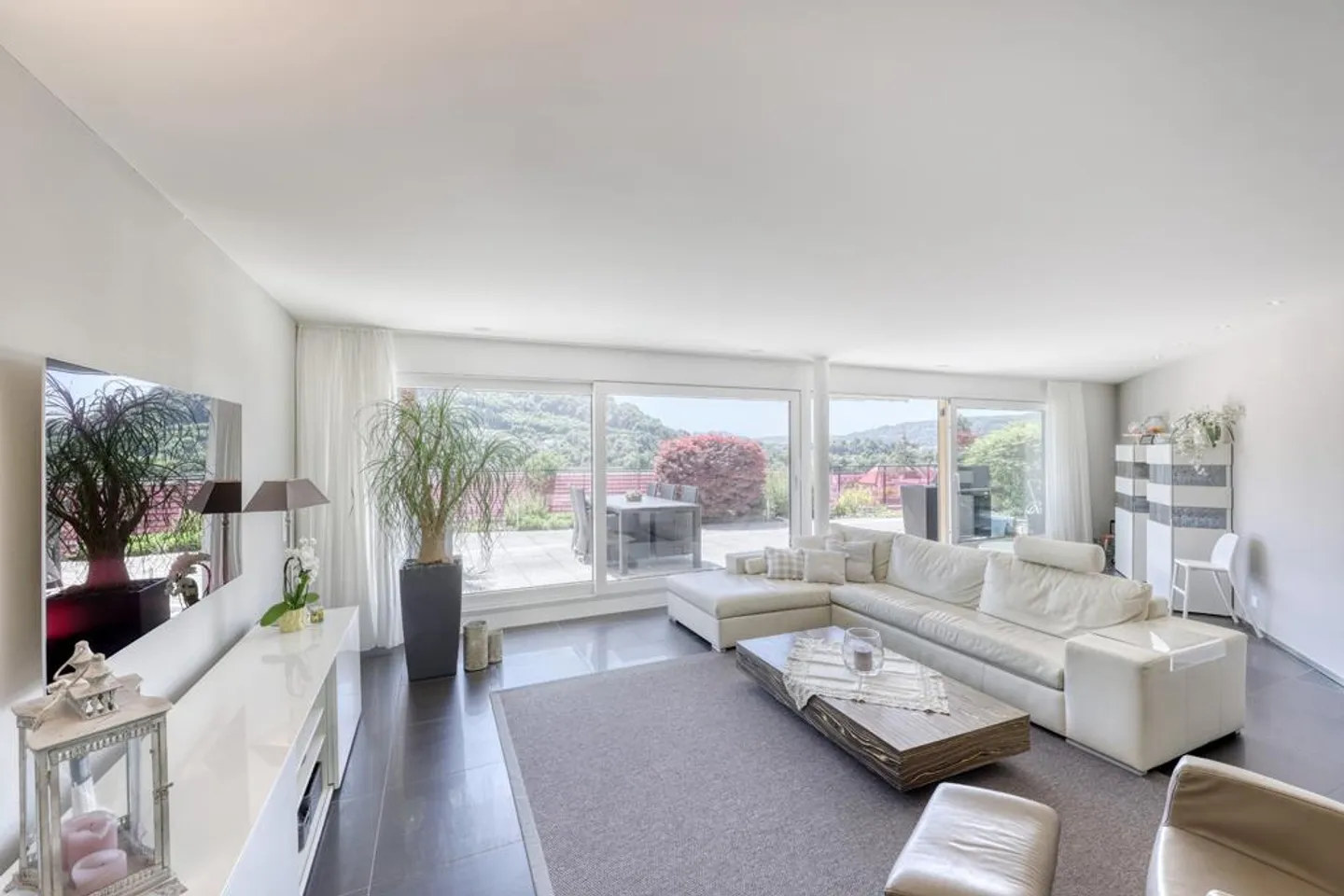 Exclusive Holiday Feeling - Home with a View - Photo 1 of 6