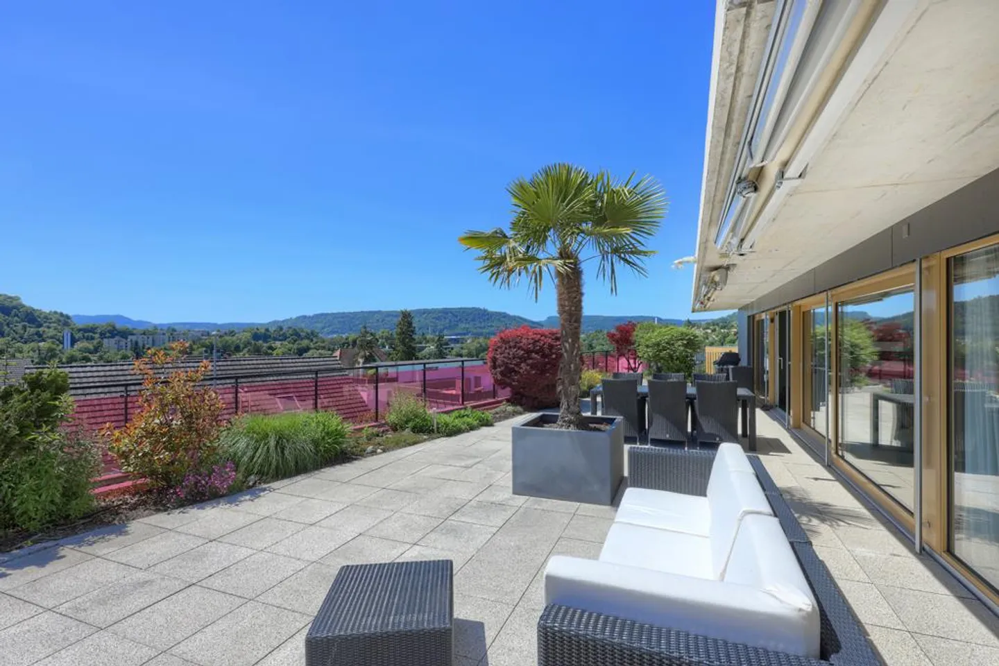 Exclusive Holiday Feeling - Home with a View - Photo 2 of 6