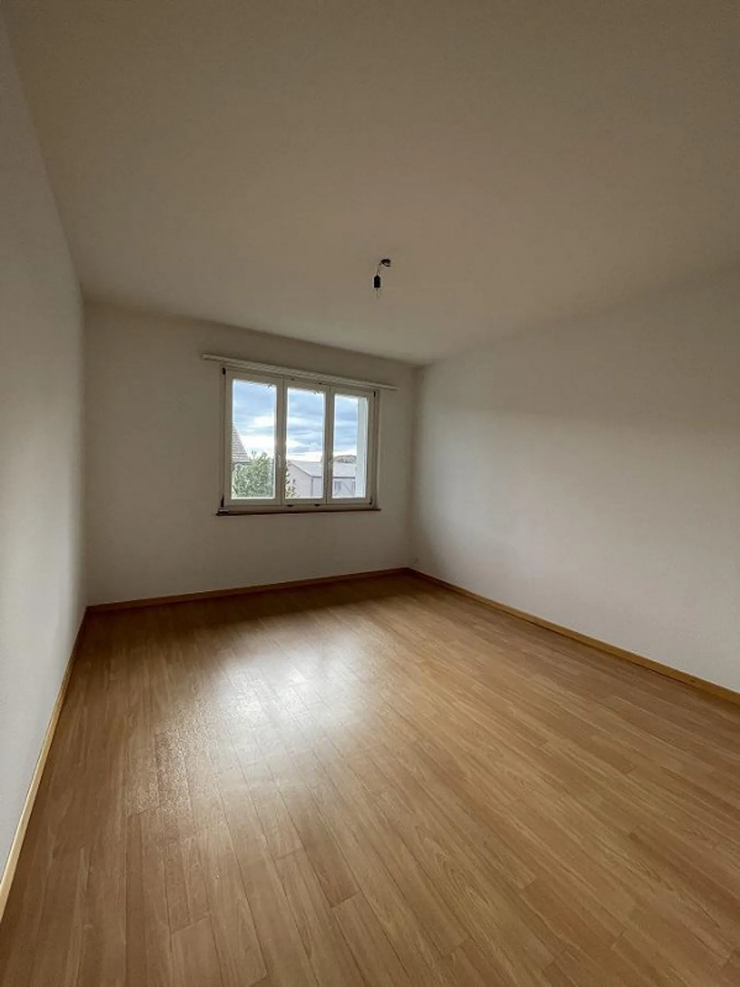 Bright 4.0 room apartment in Münchenbuchsee - Photo 4 of 9