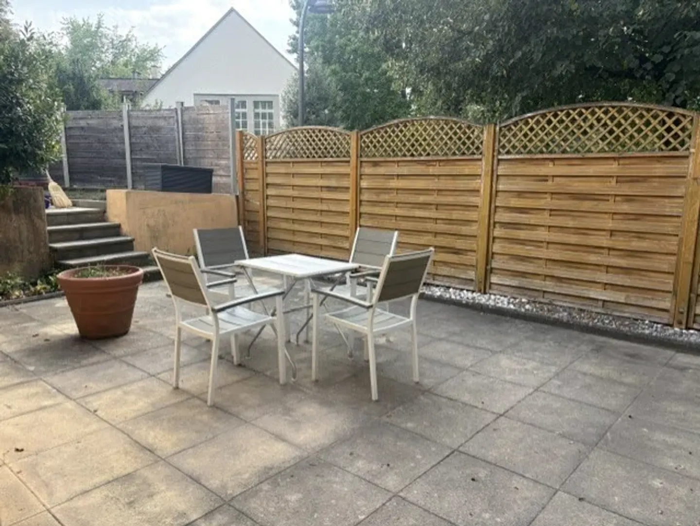 Bel appartement avec terrasse - Photo 2 sur 10