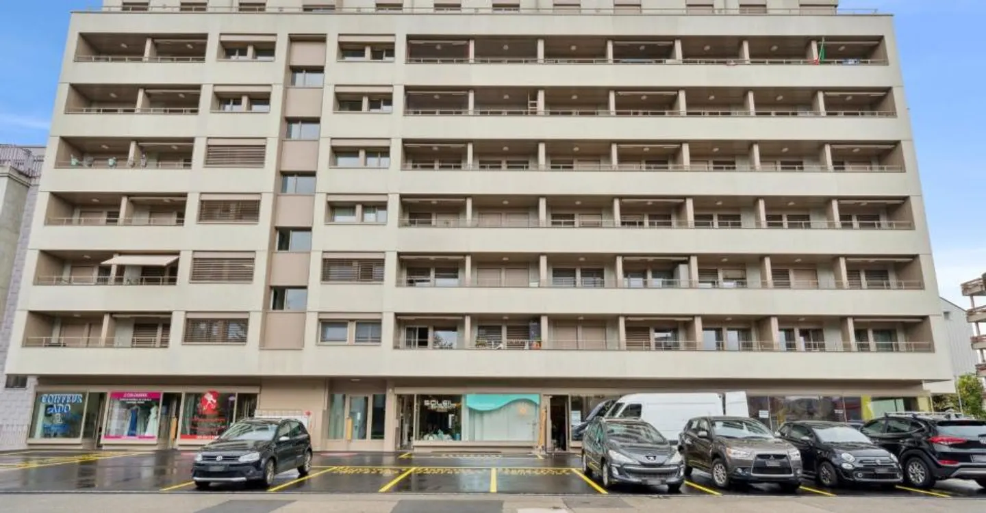 Charming apartment close to the city center - Photo 1 of 5