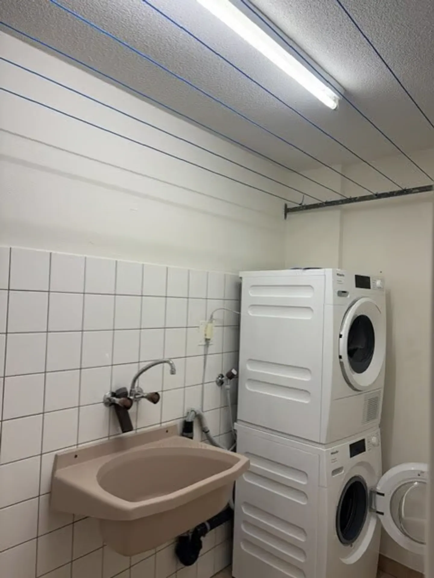 Bel appartement avec terrasse - Photo 8 sur 10