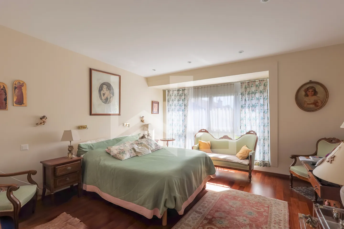 Außergewöhnliches Duplex in Nyon - Eleganz, Licht und absoluter Komfort - Foto 11 von 18