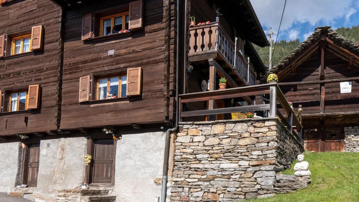 Historic Chalet in Sobrio - Photo 32 of 44