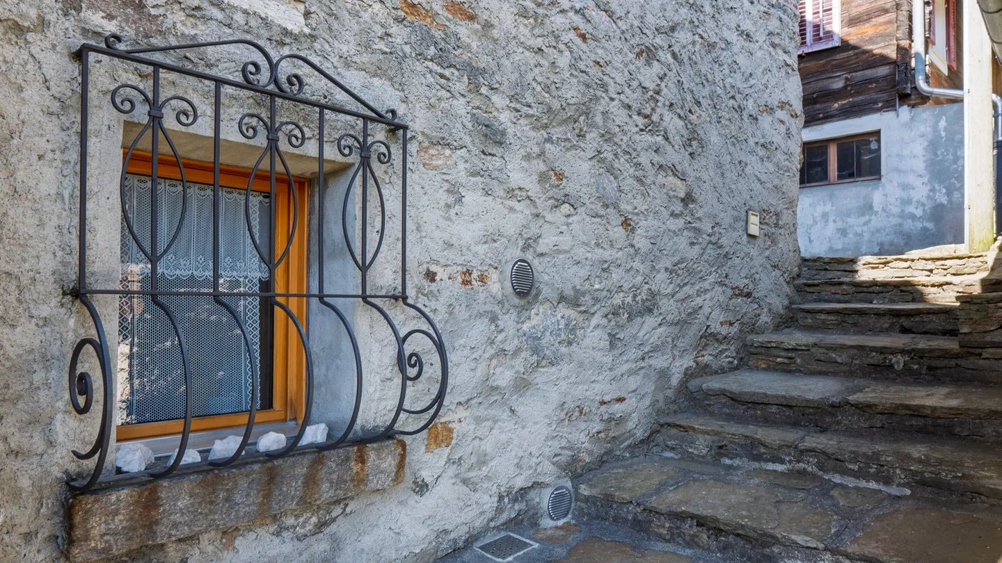 Historic Chalet in Sobrio - Photo 37 of 44