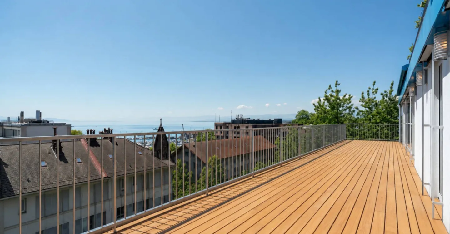 3.5-room luxury apartment with stunning views of Lake Geneva - Photo 2 of 9