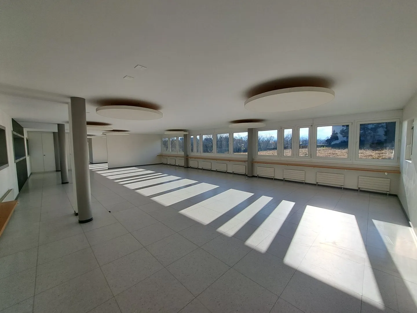 Offices for rent near Morges - Photo 1 of 8