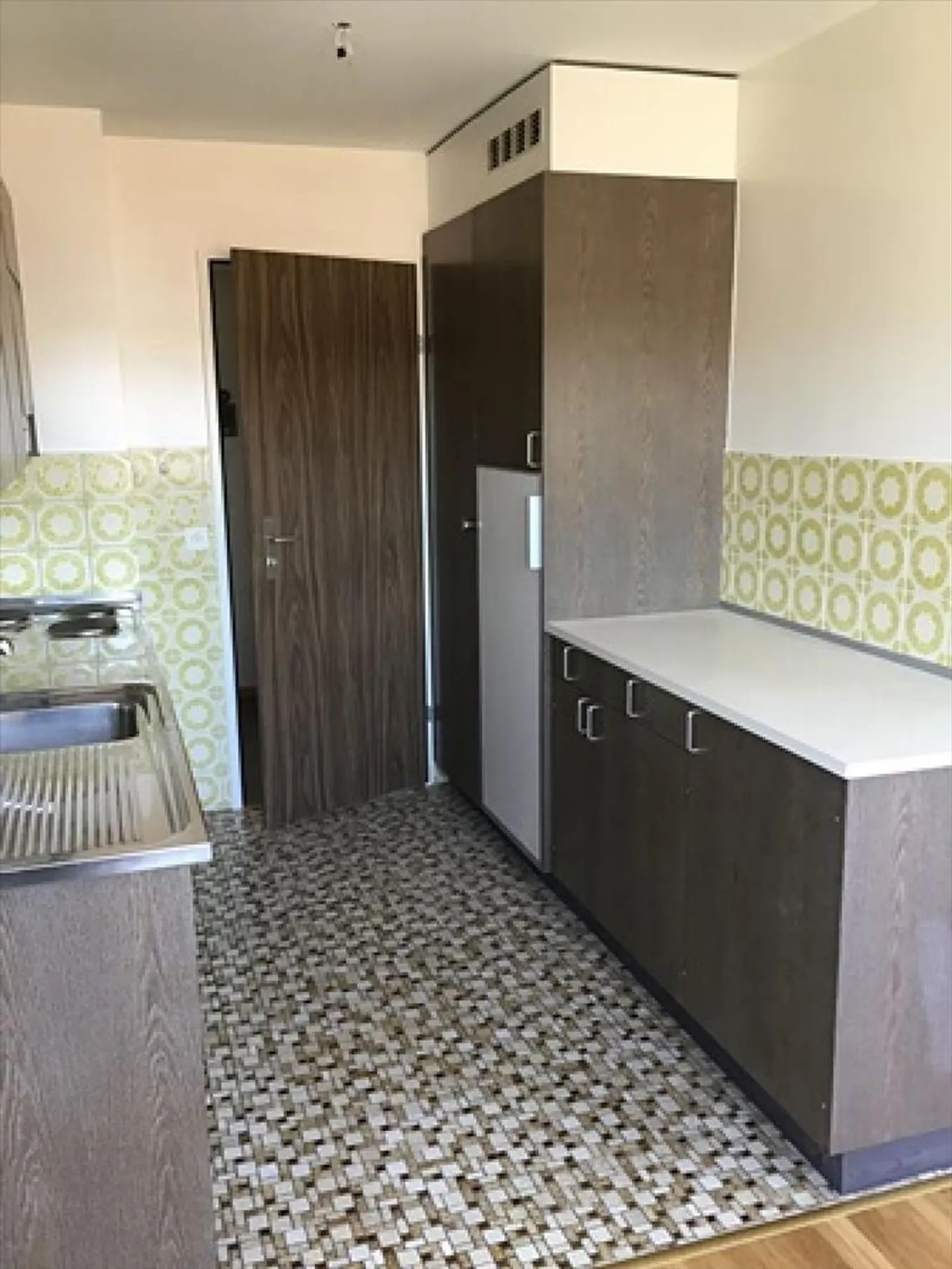 Appartement au centre-ville, près des commodités. - Photo 5 sur 8